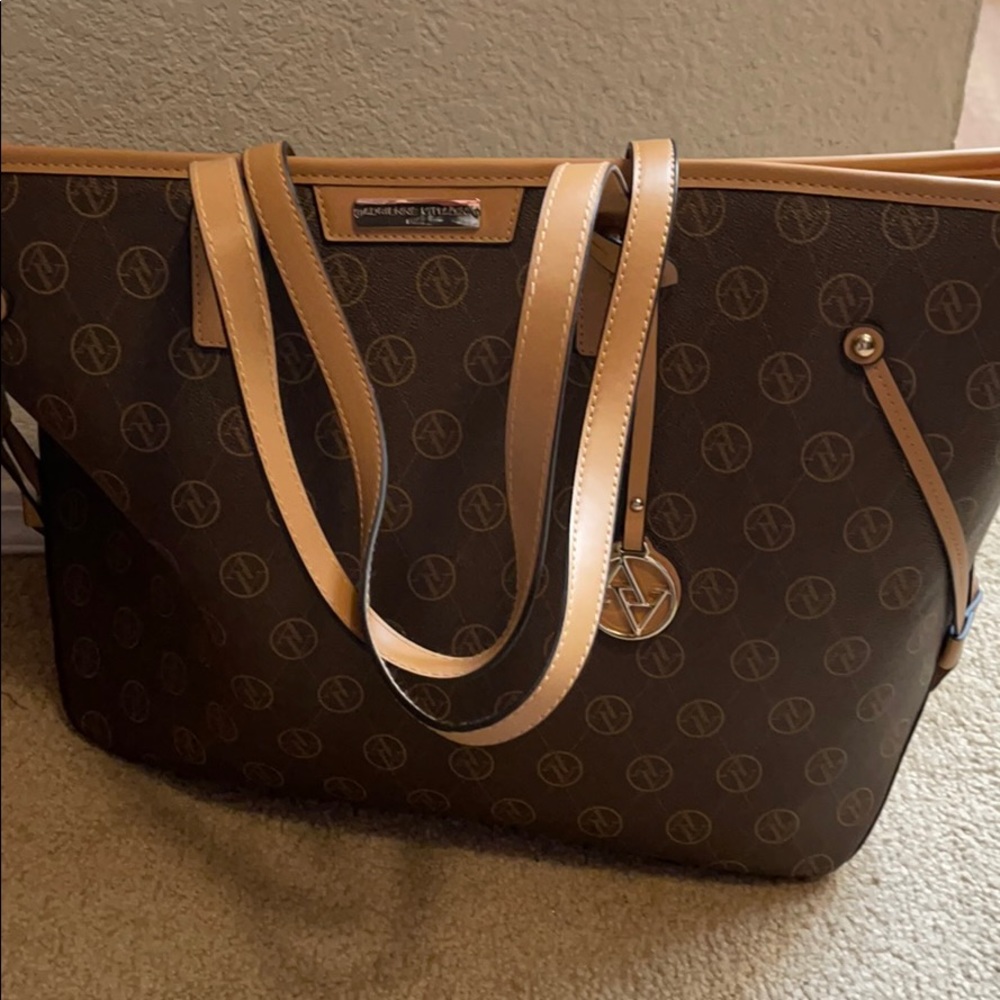 Computer/Work Ayote - image 1